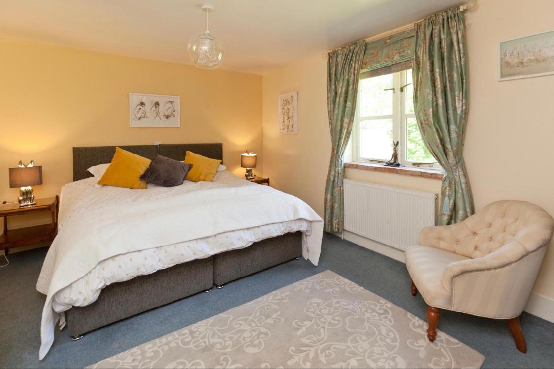 Spacious Swallow Cottage Tisbury Kültér fotó