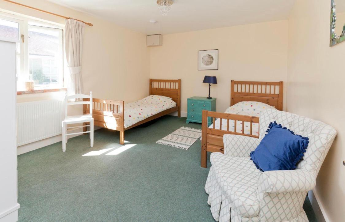 Spacious Swallow Cottage Tisbury Kültér fotó